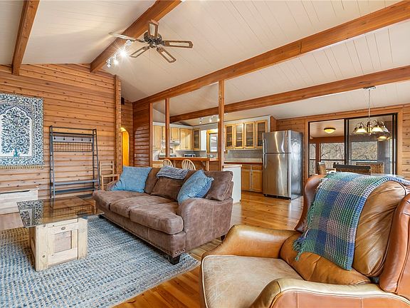 5th image of 16162 Black Oak Ln