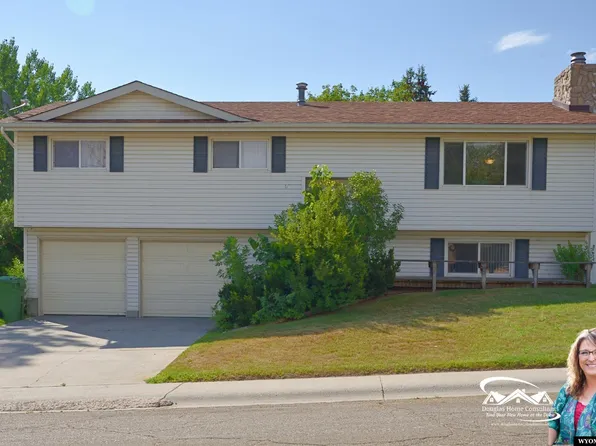 753 Powder River Ct, Douglas, WY 82633