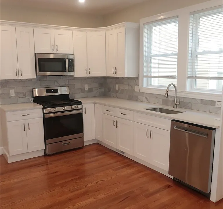 181 Harvard St #1
