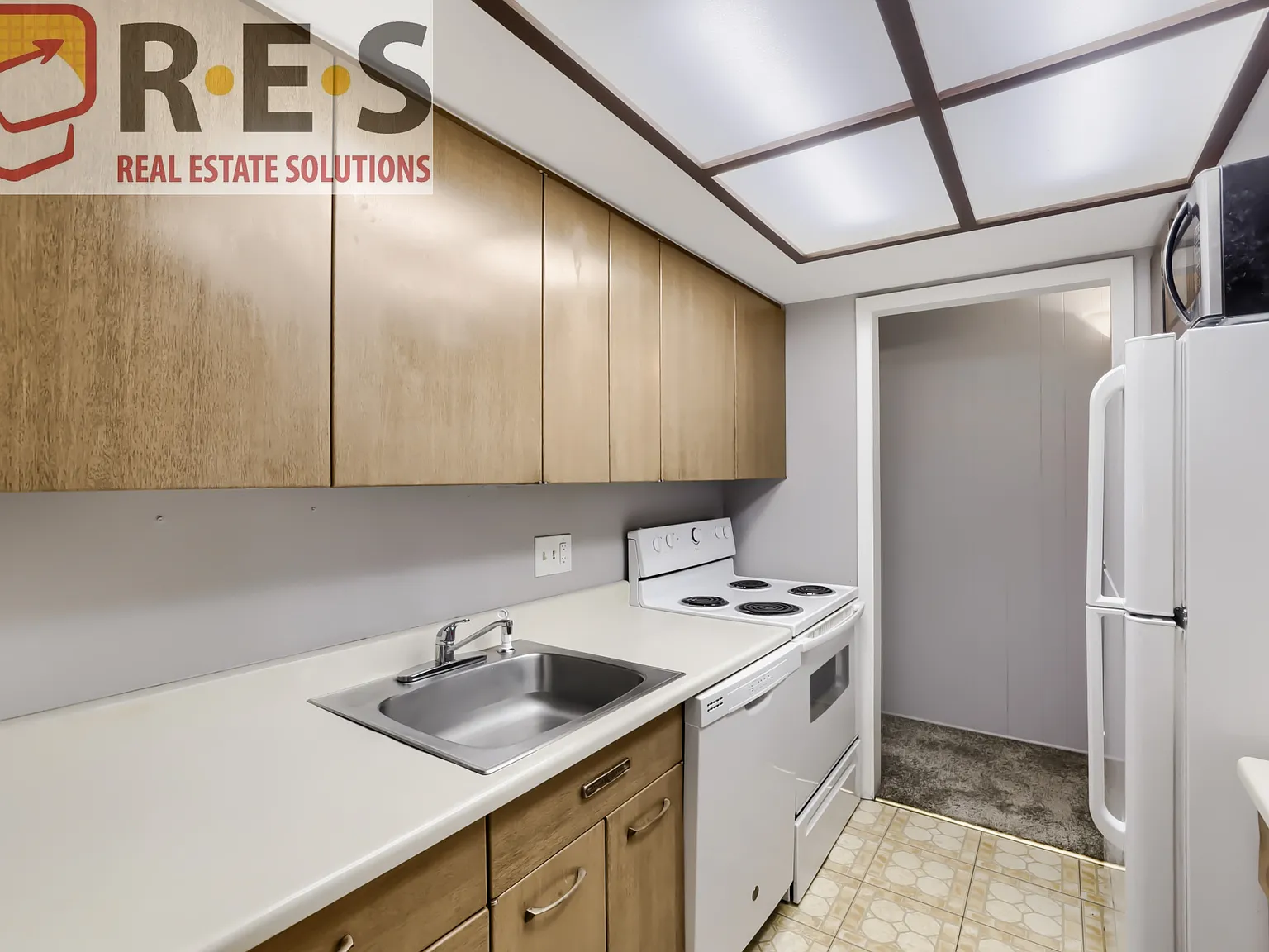 2 bed, 800 sqft, $1,381 — Photo 3