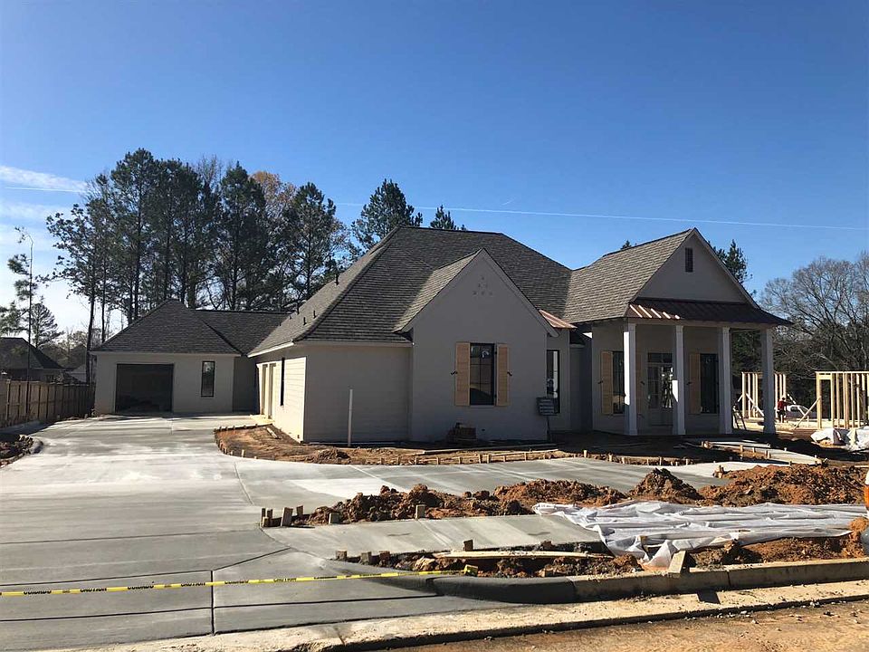 2nd image of 125 Herons Cir