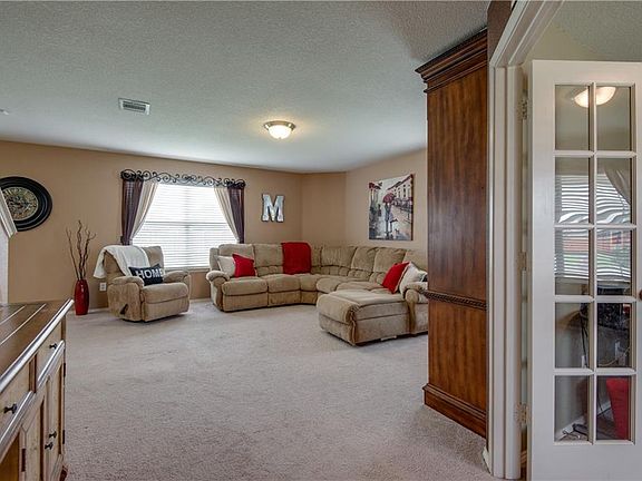 5th image of 713 Partridge Dr