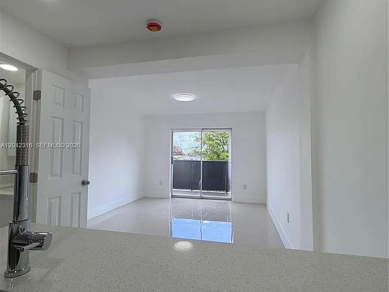 1551 W Okeechobee Rd #9 — Photo 3