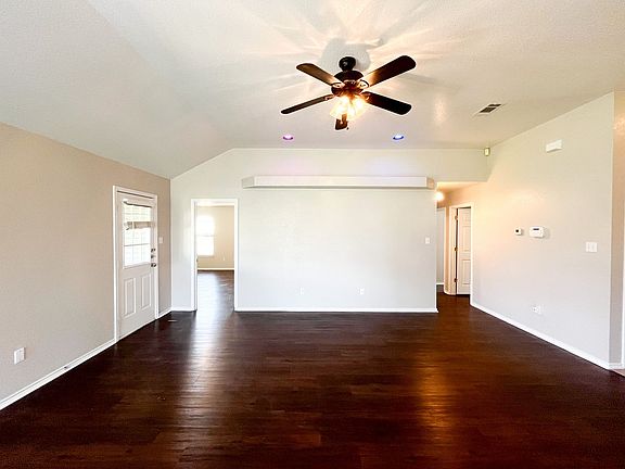4th image of 2701 Littlepine Dr
