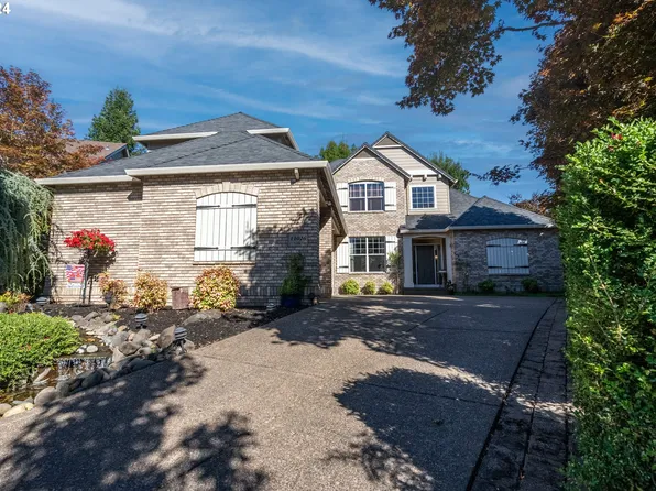 11026 SW Madrone Ct, Tualatin, OR 97062