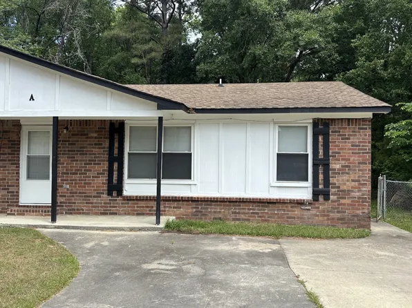 807 Sandpiper Dr #A, Ladson, SC 29456