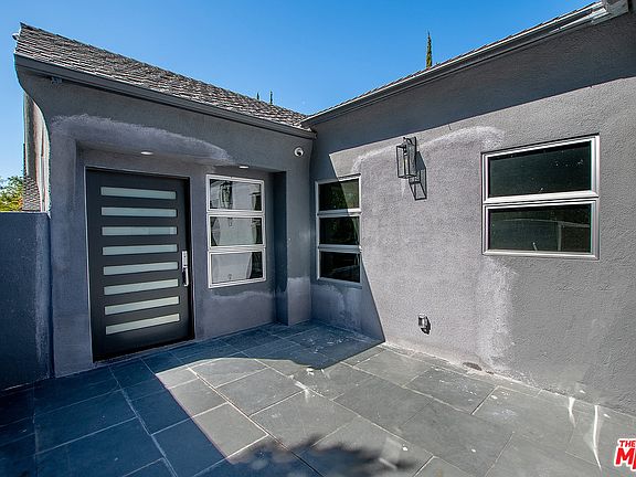 2nd image of 307 S Citrus Ave