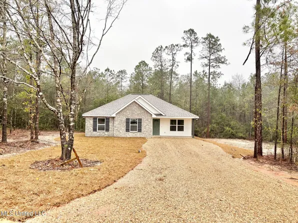 27041 Racoon Cv, Perkinston, MS 39573
