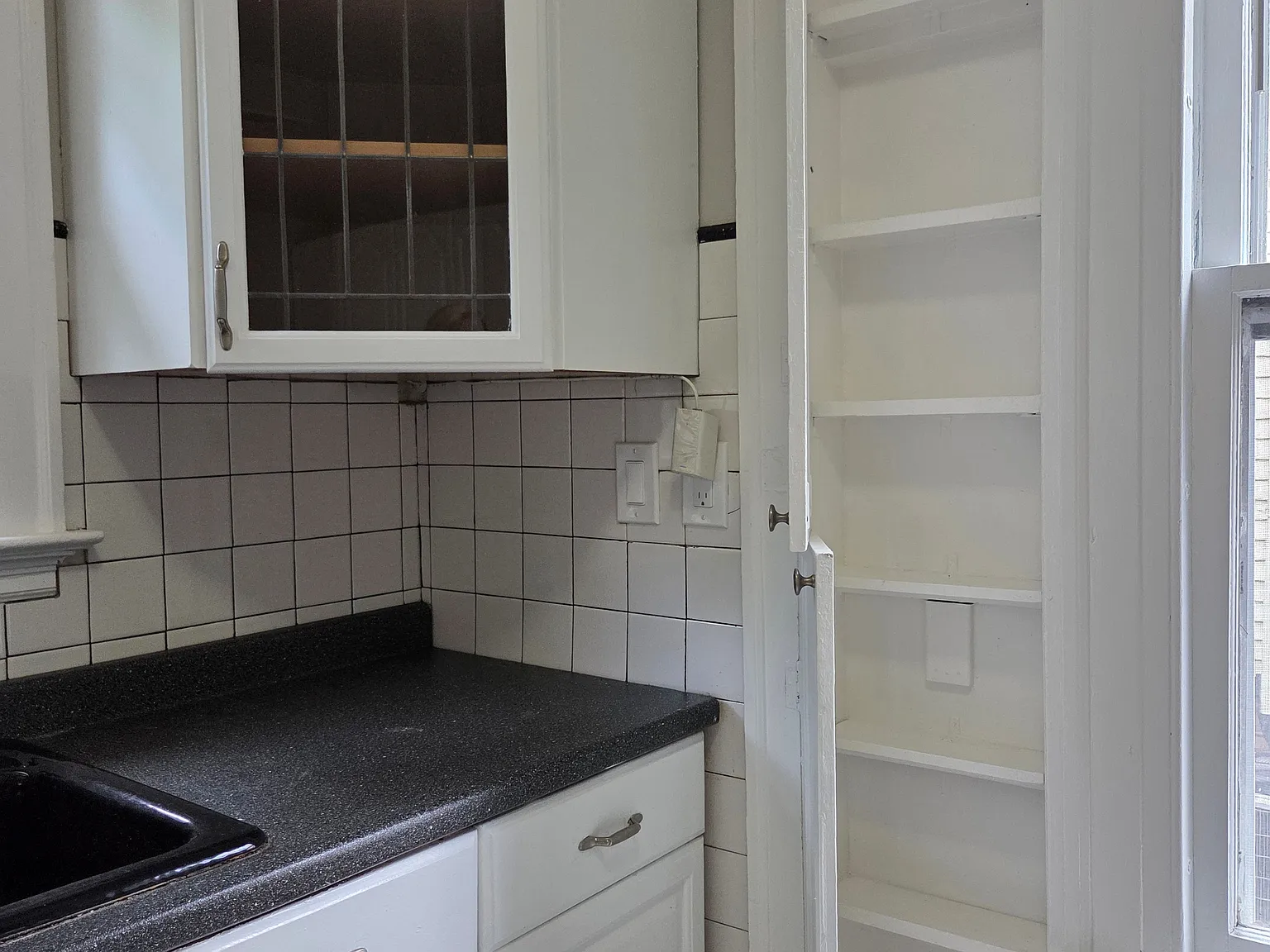 3 bed, 1.5 bath, 1794 sqft, $2,595 — Photo 4