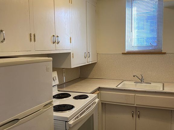 5th image of 3520 Grand Ave S APT 1