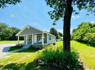 704 W Washington St, Mountain View, AR 72560