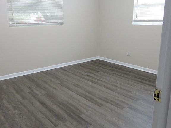 5th image of 1576 S Fredrica Ave