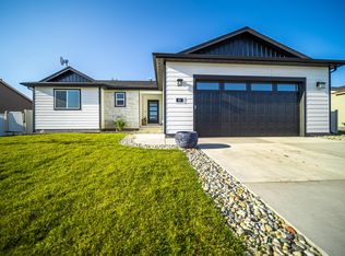 48 Wolf Creek Ln, Gillette, WY 82718