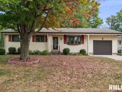 513 12th Ave, Hampton, IL, 61256