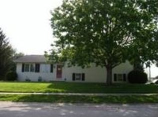 71 Chukar Dr, Chatham, IL 62629