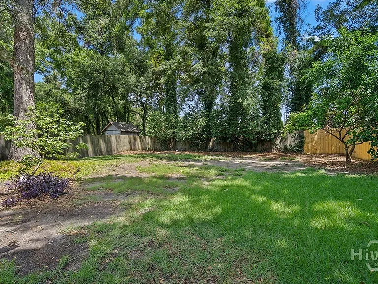 114 Saint Andrews Way — Photo 39