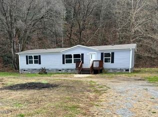 140 Edgewater Rd, Elizabethton, TN 37643
