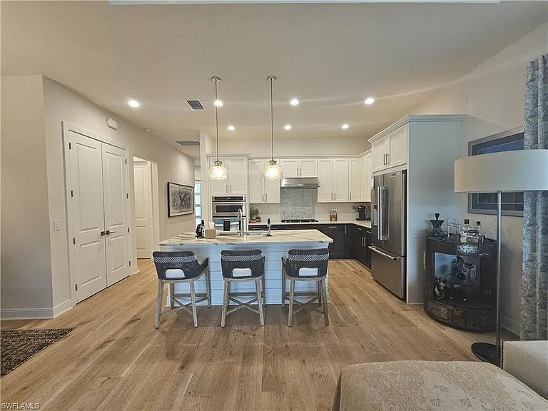 9007 Saint Lucia Dr — Photo 8