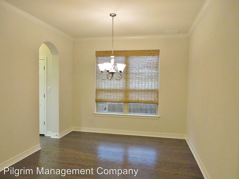 1st image of 104 Beretta Cir
