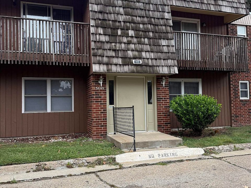 1st image of 5443 SW 12th Ter