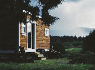 10 Demarest Ct, Dumont, NJ 07628