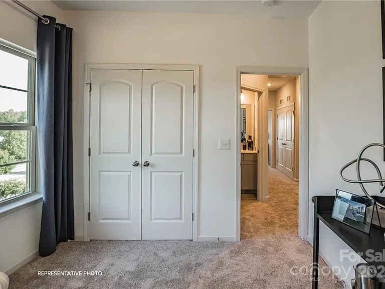 1116 Doveridge St — Photo 14