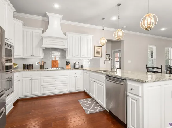 15462 Green Trails Blvd, Baton Rouge, LA 70817