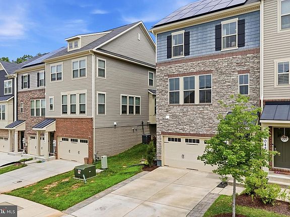 2nd image of 3050 Bretons Ridge Way