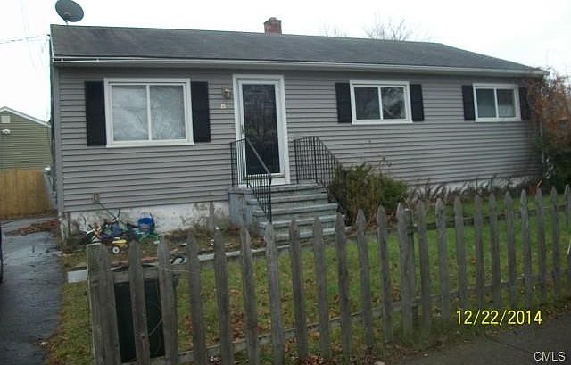 1st image of 15 Early Ave