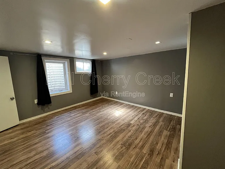 12517 E 31st Ave — Photo 4