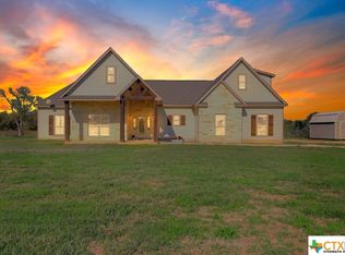 1428 W County Road 465, Gonzales, TX 78629