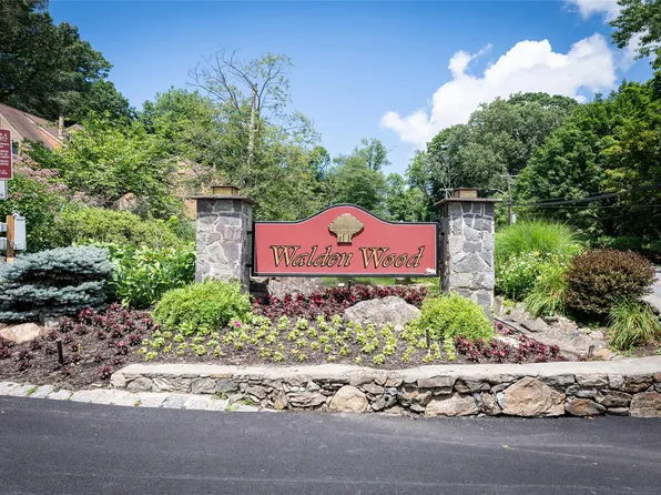 26 Round Hill Road, Dobbs Ferry, NY 10522