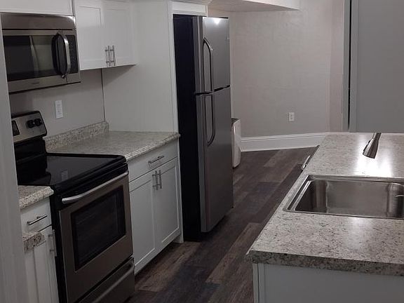 2nd image of 1119 Chambers Ave #2