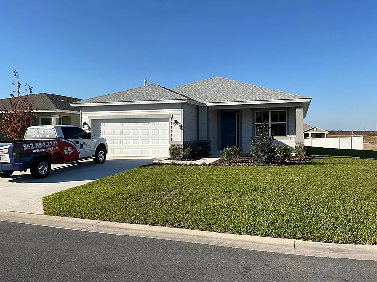 7727 SW 57th Pl — Photo 1