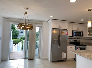 32 Myrtle St, Somerville, MA 02143