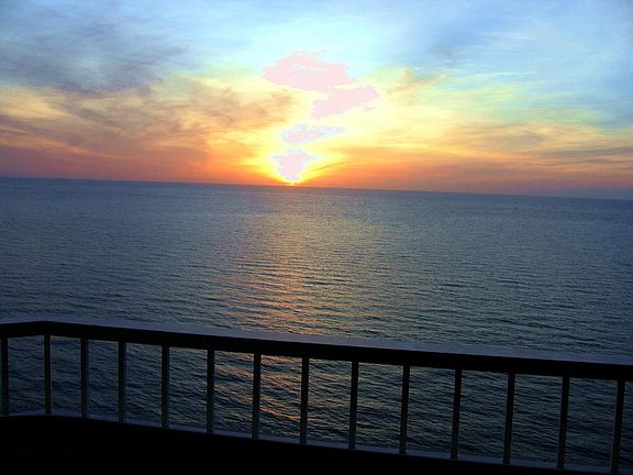 4th image of 5070 N Ocean Dr APT 14B