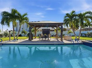 7850 Buccaneer Dr, Fort Myers Beach, FL 33931