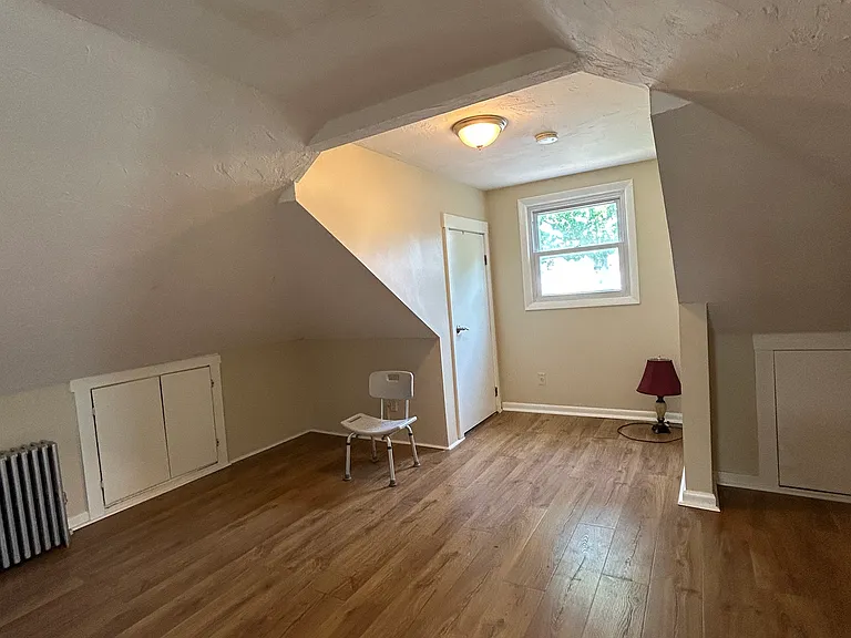 45-47 Selden St #1 — Photo 17
