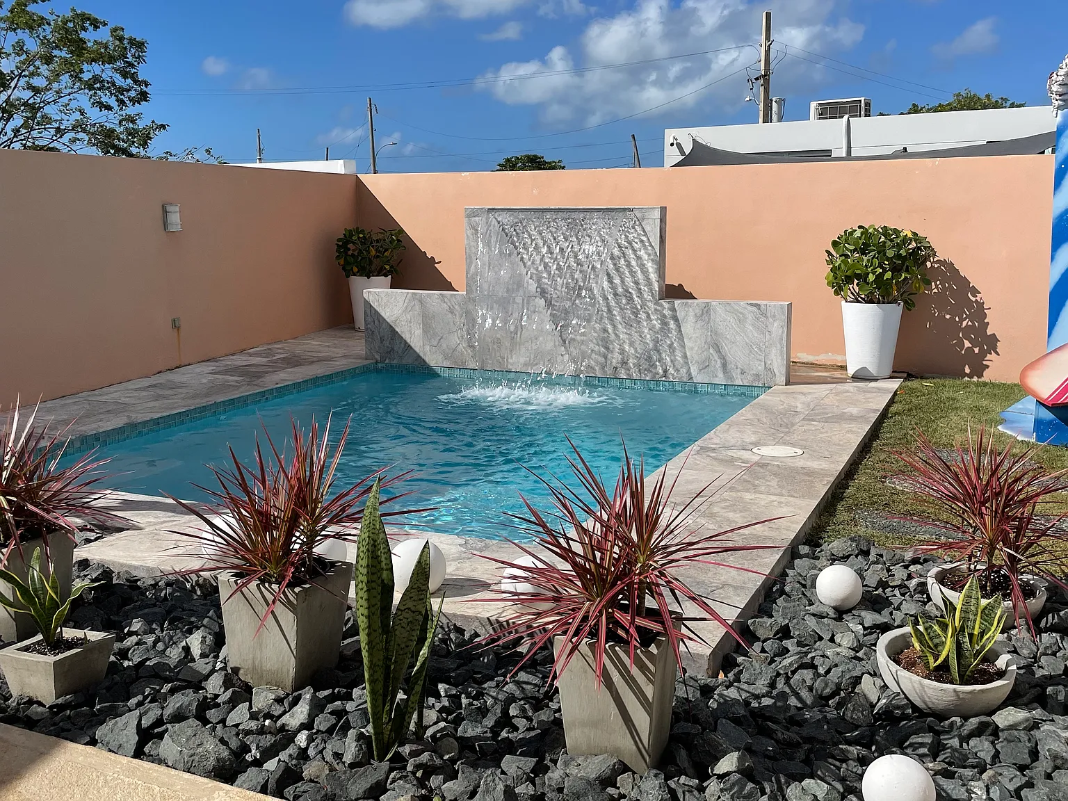 3 bed, 2.5 bath, $2,500 — Photo 2