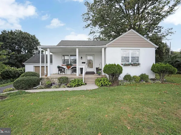 28 Ruth St, Feasterville, PA 19053