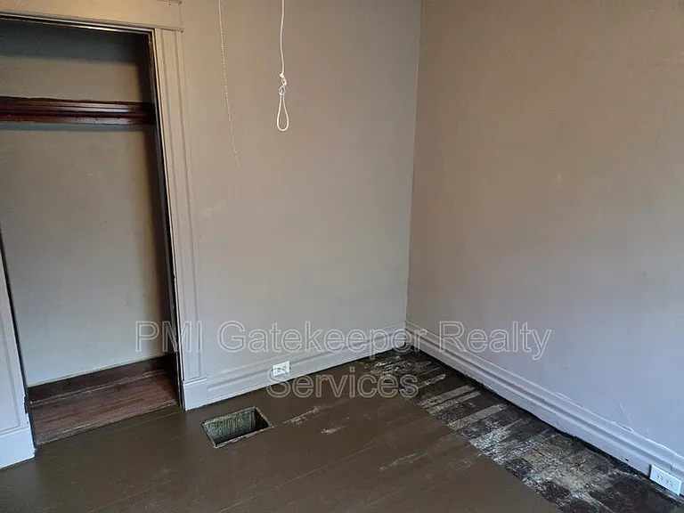 954 Hawthorne Ave #1 — Photo 17