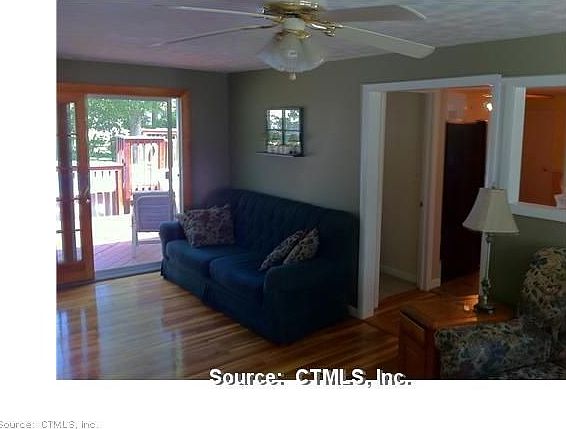 3rd image of 17 Putnam Dr