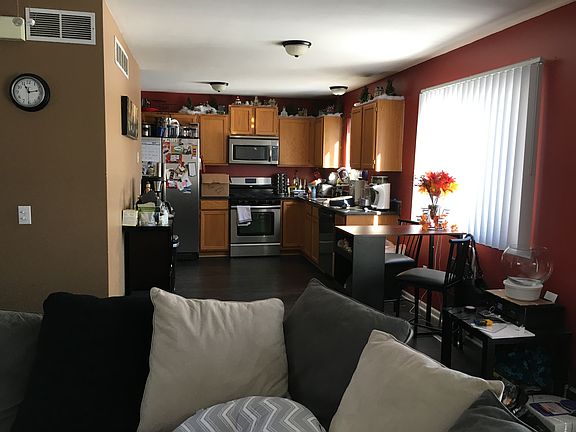5th image of 829 S Winding Dr