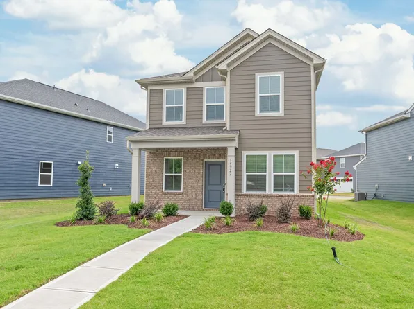 15922 Parkside Crossing Dr, Charlotte, NC 28278