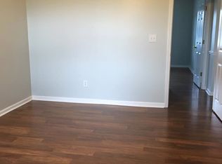 109 Apartment Dr, Jacksonville, NC 28546