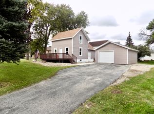 303 1st Ave SE, Grand Meadow, MN 55936