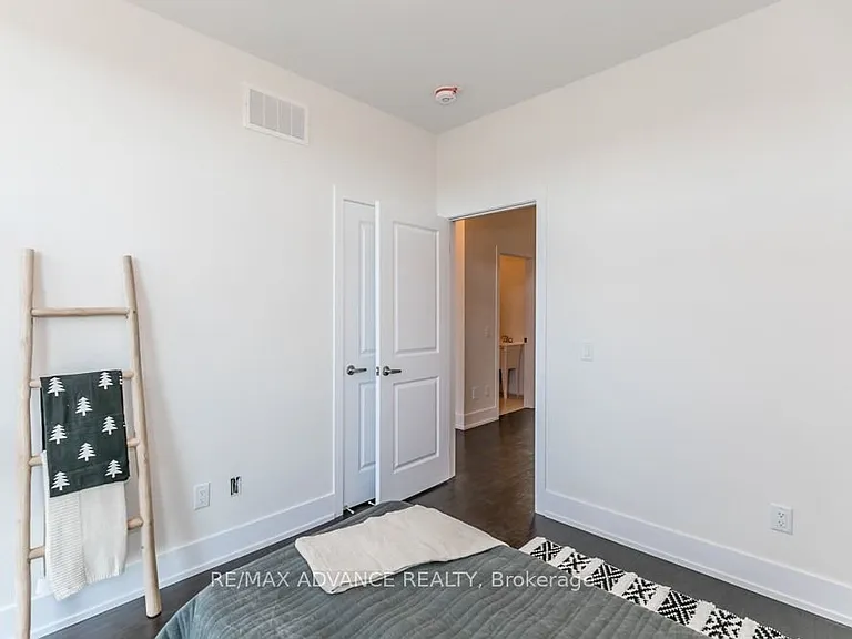 12 Cambray Rd — Photo 22
