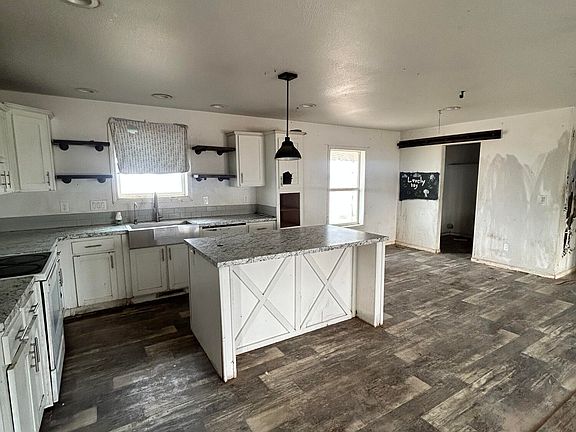 5th image of 22708 E DARLENE Drive