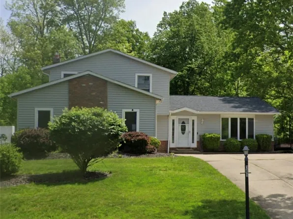 305 Parkland Oval, Brunswick, OH 44212