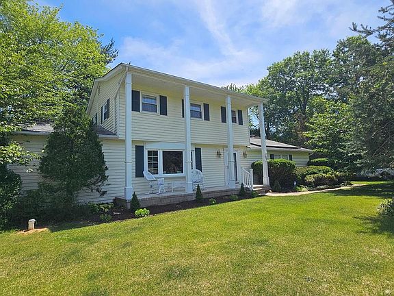 2nd image of 196 Homestead Pl
